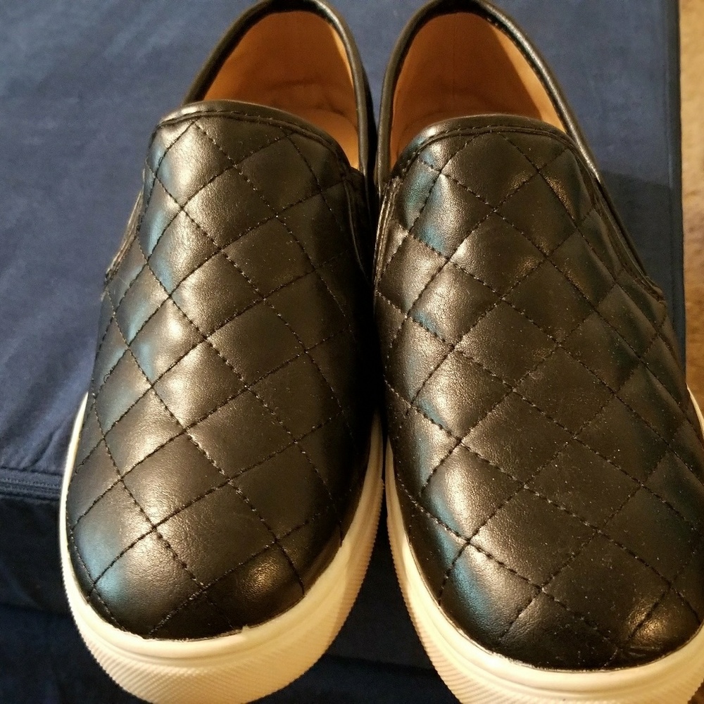 Black shoes